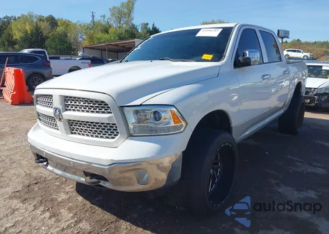 2015 Ram 1500 Laramie из США, поврежденный, VIN 1C6RR7NM1FS730571